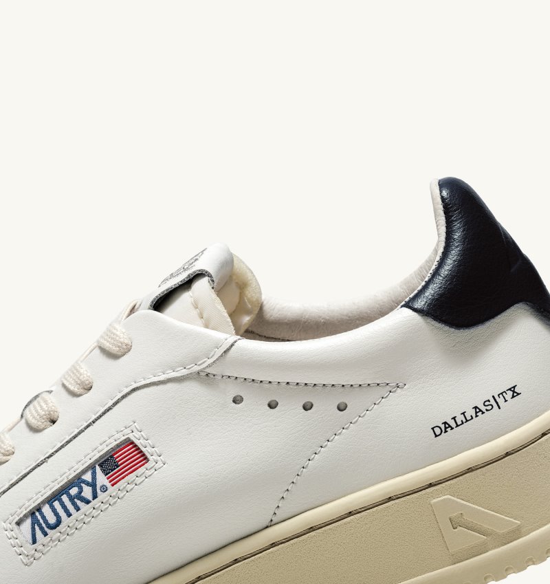 Autry Dallas Low Sneaker Damen Weiß Blau | CB12-5532J4